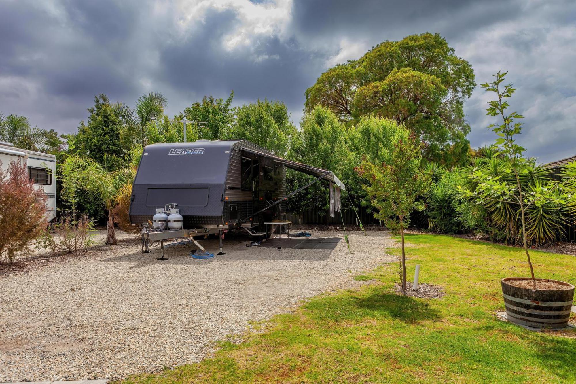 Готель Big4 Albury Tourist Park Екстер'єр фото