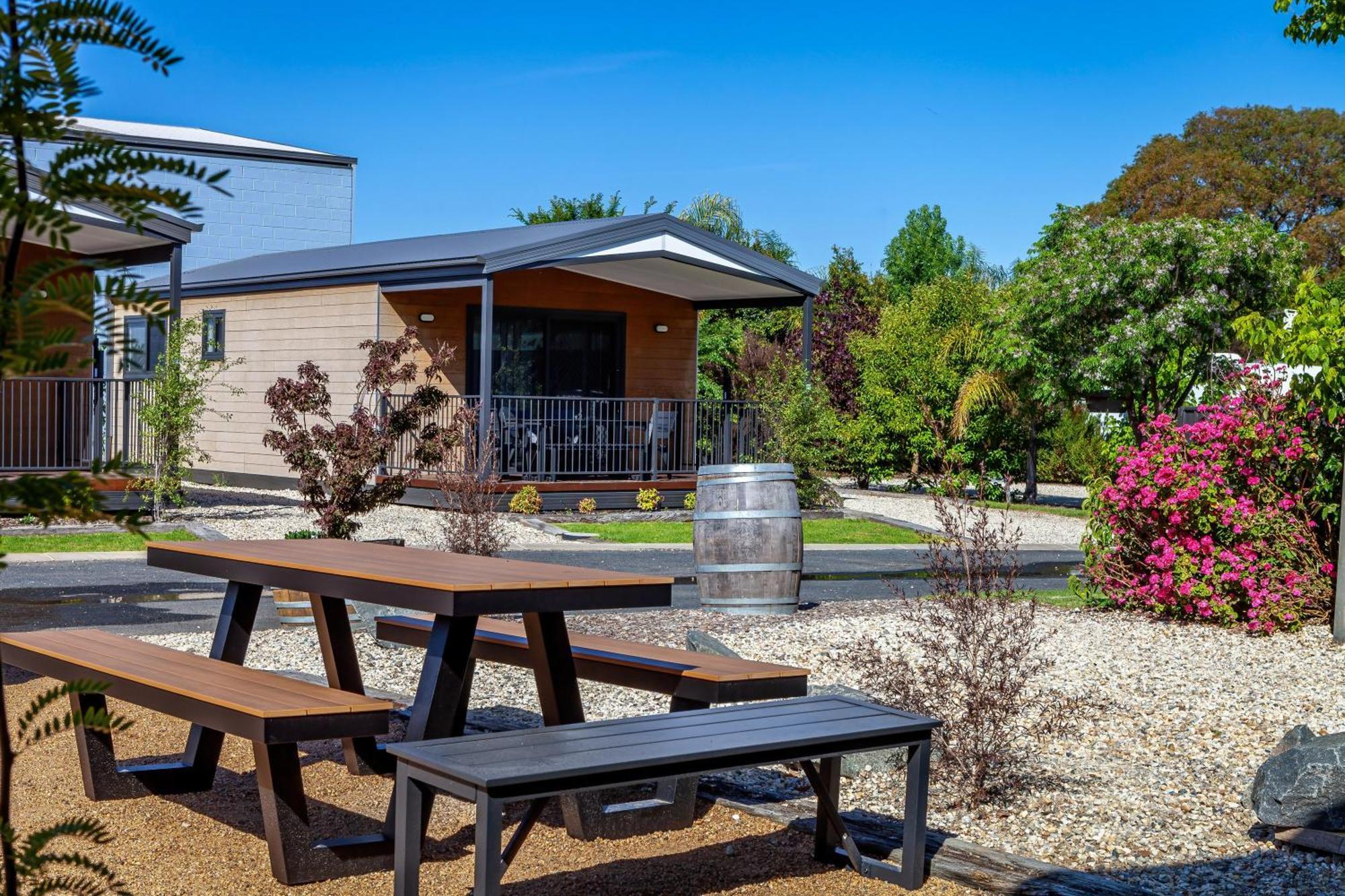 Готель Big4 Albury Tourist Park Екстер'єр фото