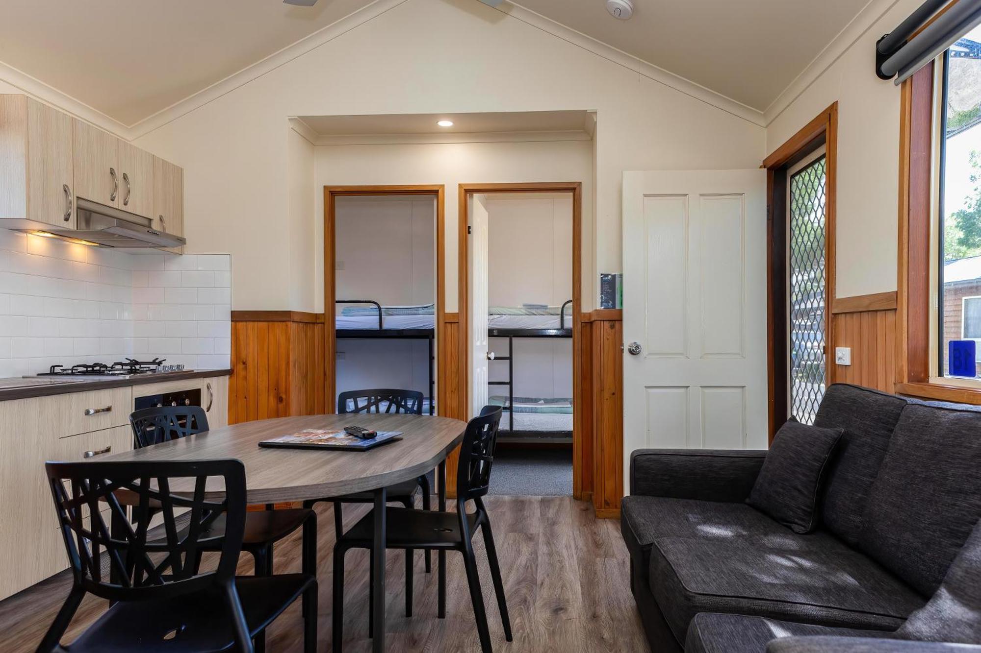 Готель Big4 Albury Tourist Park Екстер'єр фото