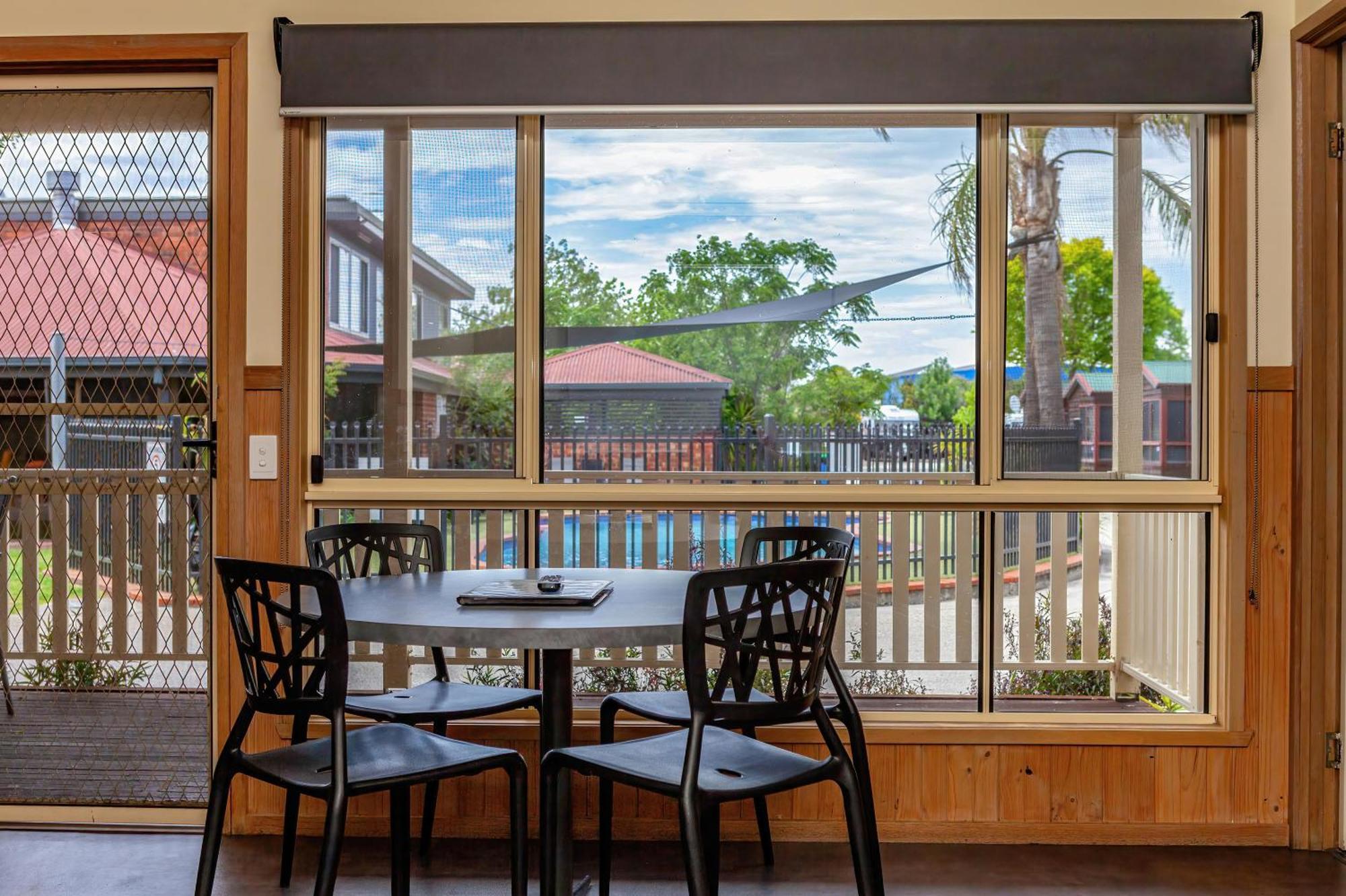 Готель Big4 Albury Tourist Park Екстер'єр фото